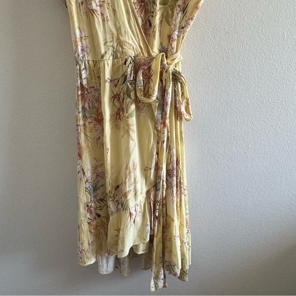 RAVN x Revolve Yellow Floral Wrap Dress size Small - Picture 6 of 11